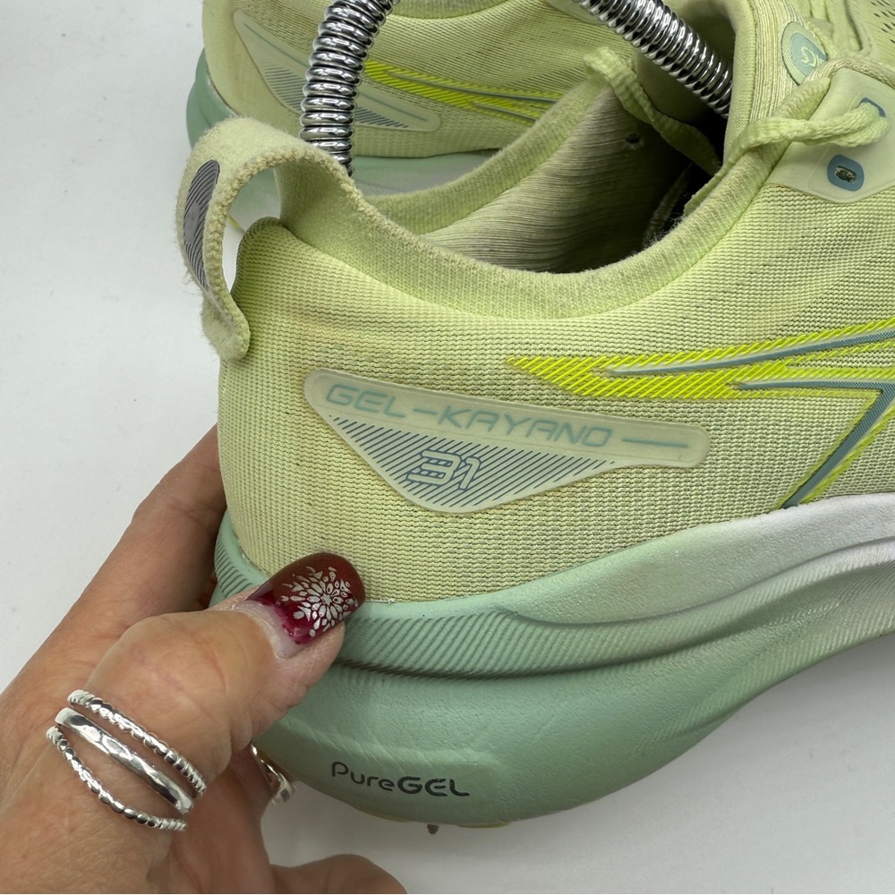 ASICS Gel-Kayano 31 Yellow Green Lace Up Running Athletic Sneakers - Picture 5 of 12